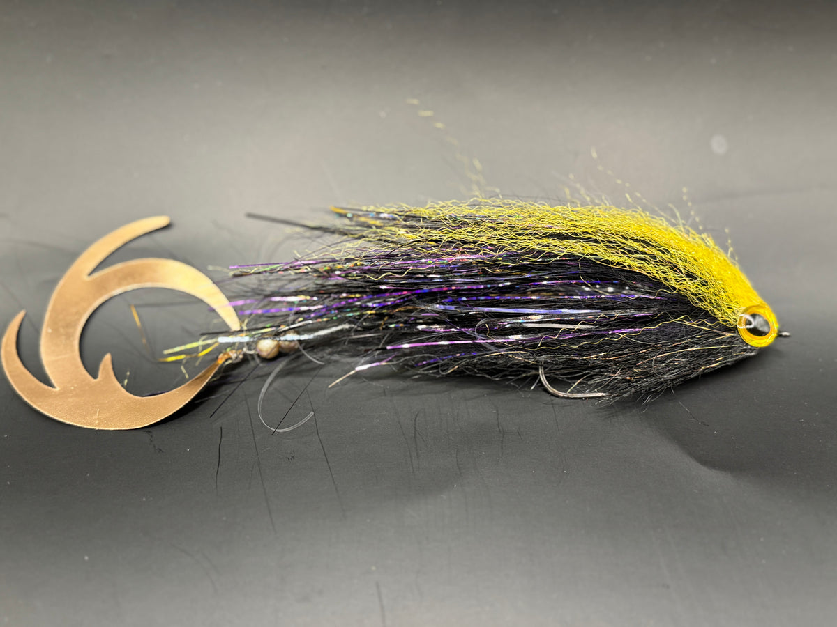 Dragontail Darter Yellow Black